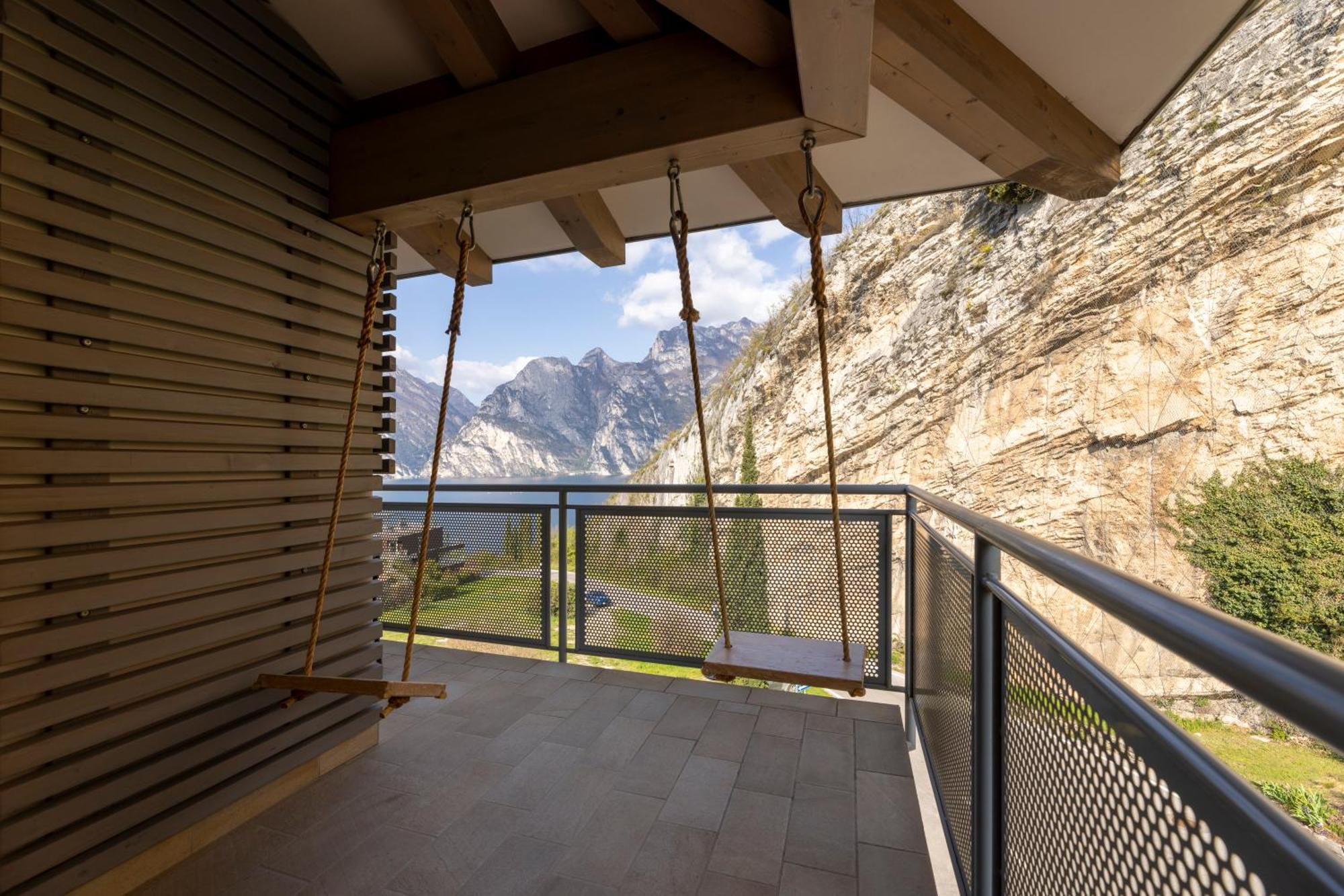 Hi Hotels Torbole - Pool & Spa Torbole Sul Garda Dış mekan fotoğraf
