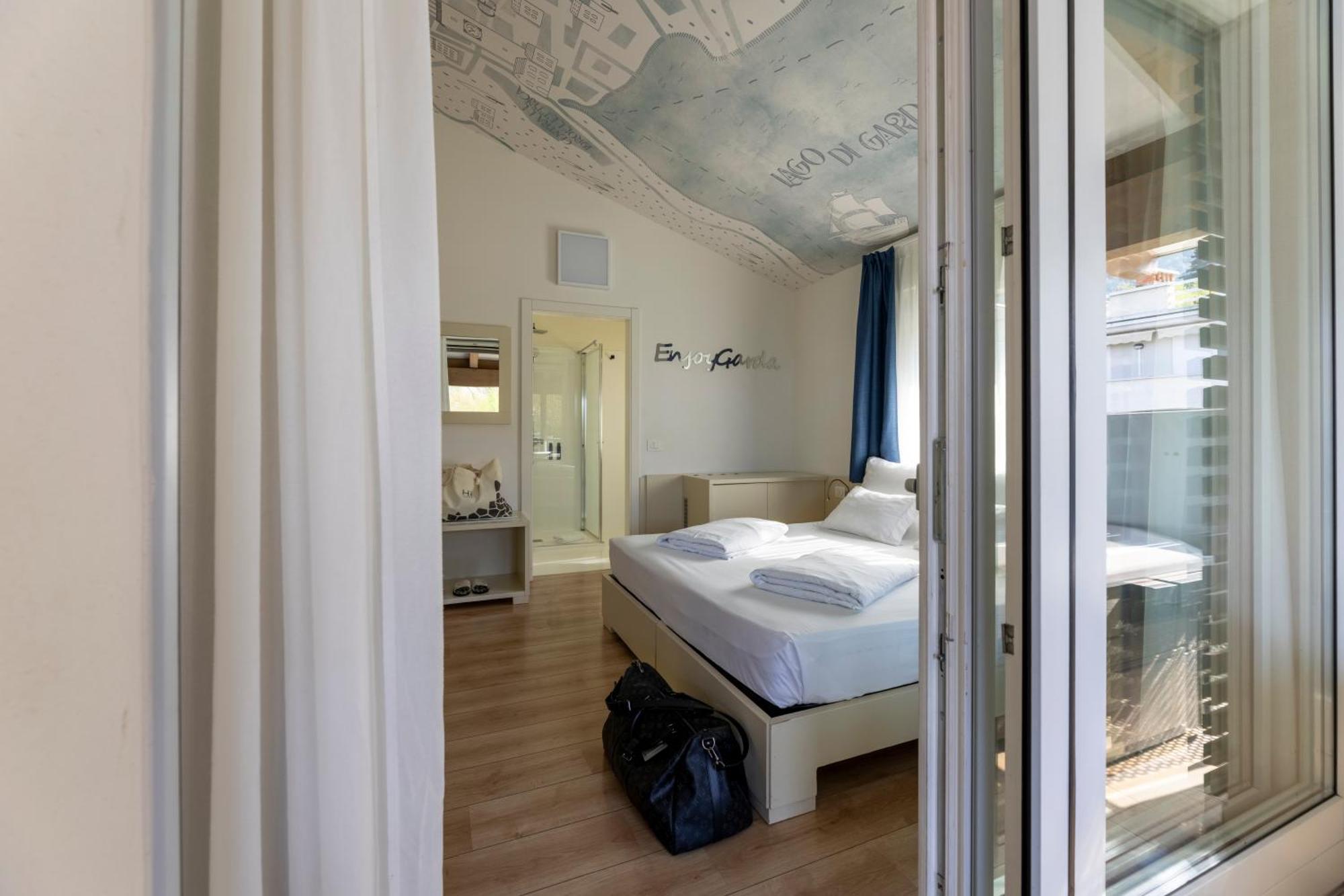 Hi Hotels Torbole - Pool & Spa Torbole Sul Garda Dış mekan fotoğraf